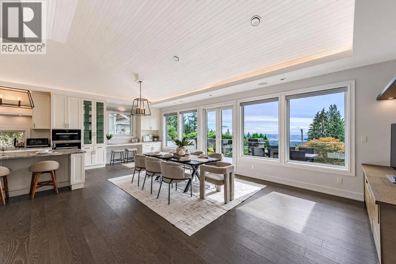 4816 SKYLINE DRIVE