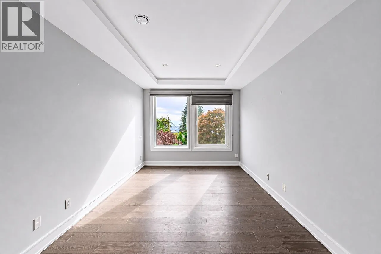 4816 SKYLINE DRIVE