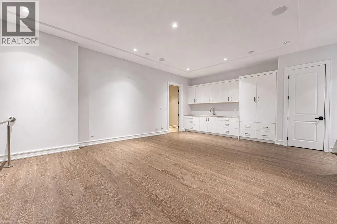 4816 SKYLINE DRIVE