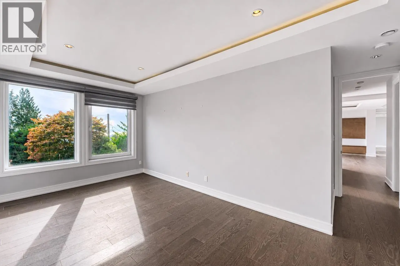 4816 SKYLINE DRIVE