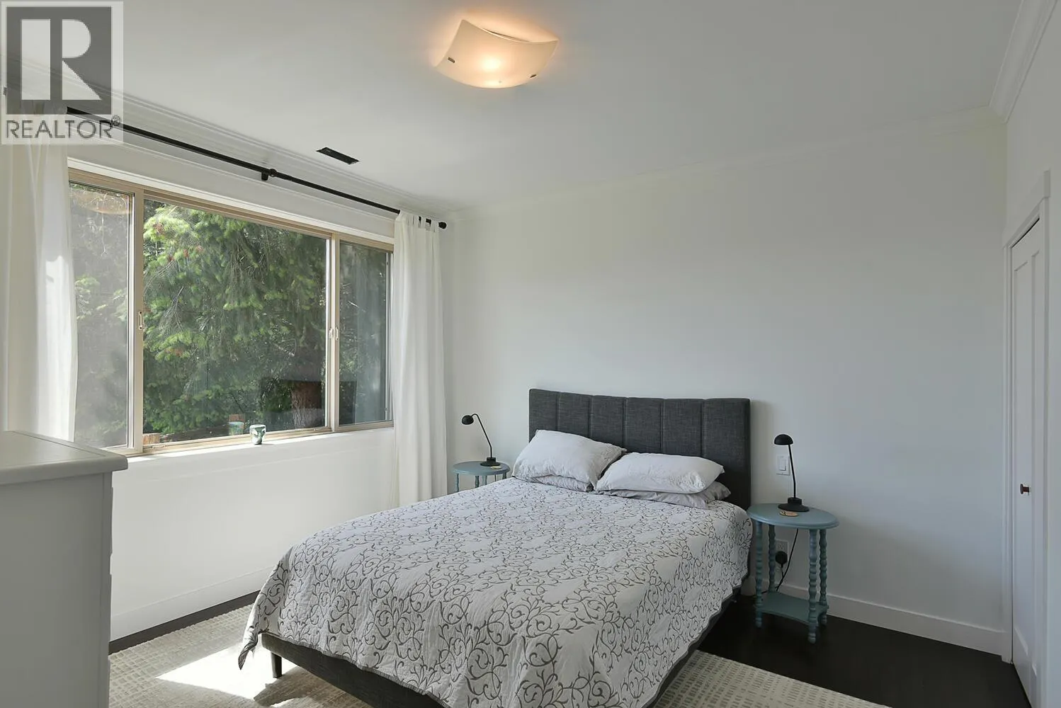 39 4622 SINCLAIR BAY ROAD