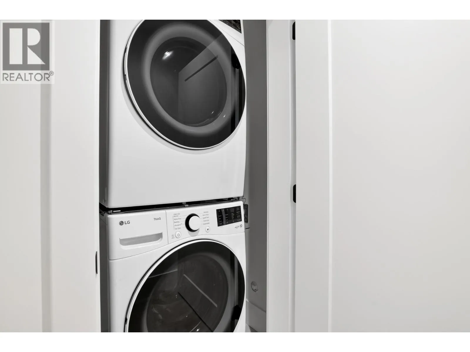2 21747 RIVER ROAD