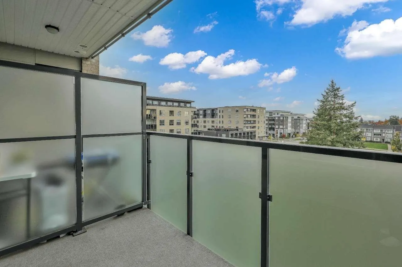 427 15738 85 AVENUE