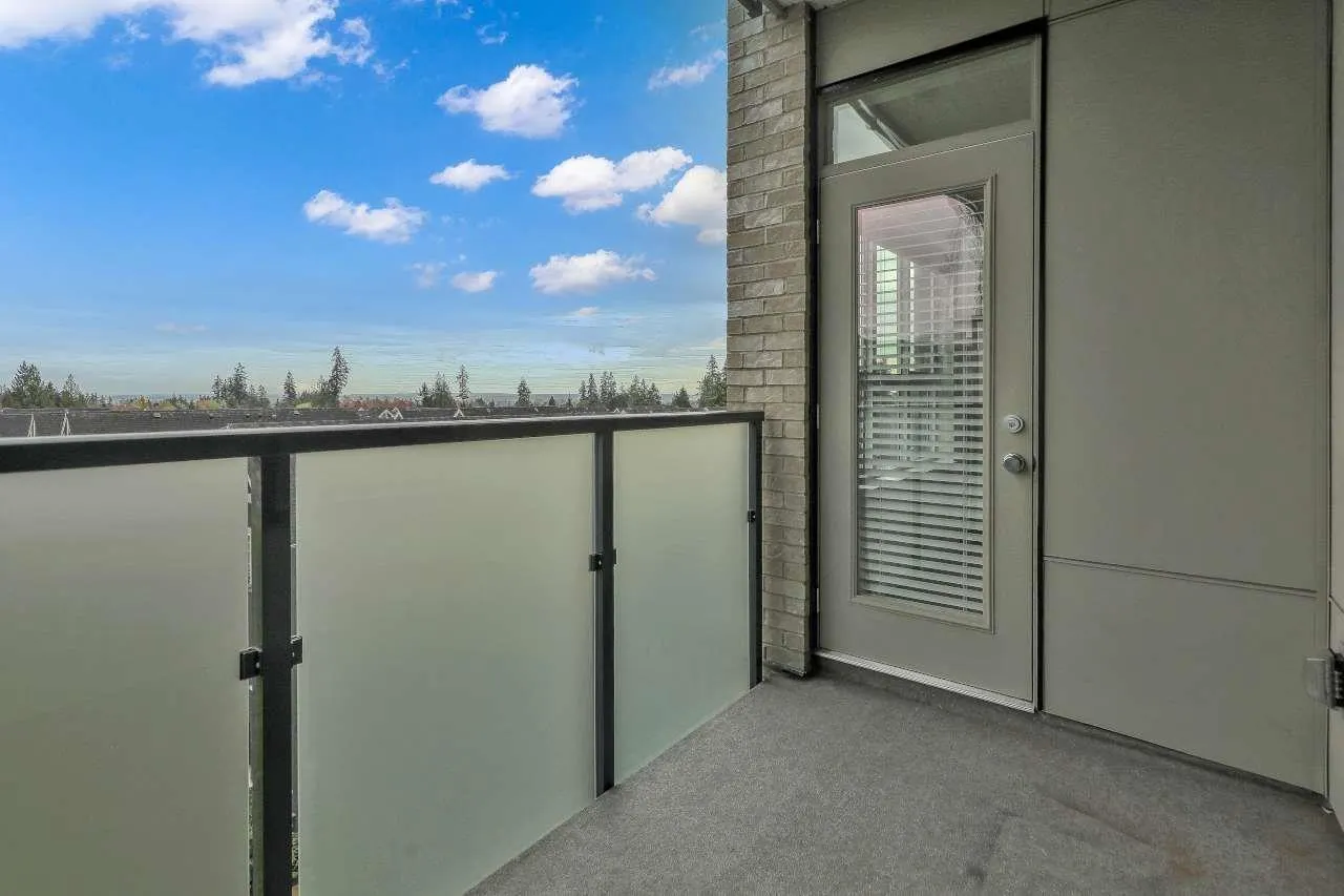427 15738 85 AVENUE