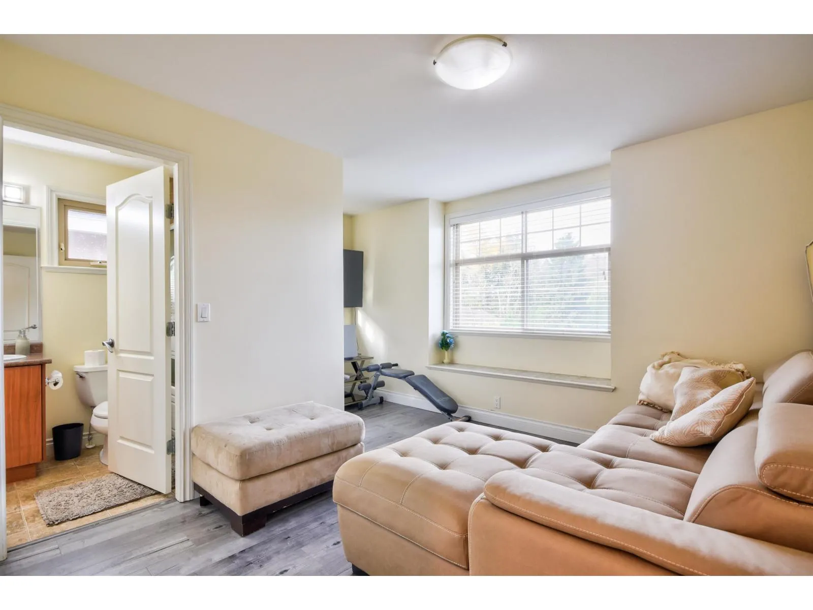 16328 88 AVENUE