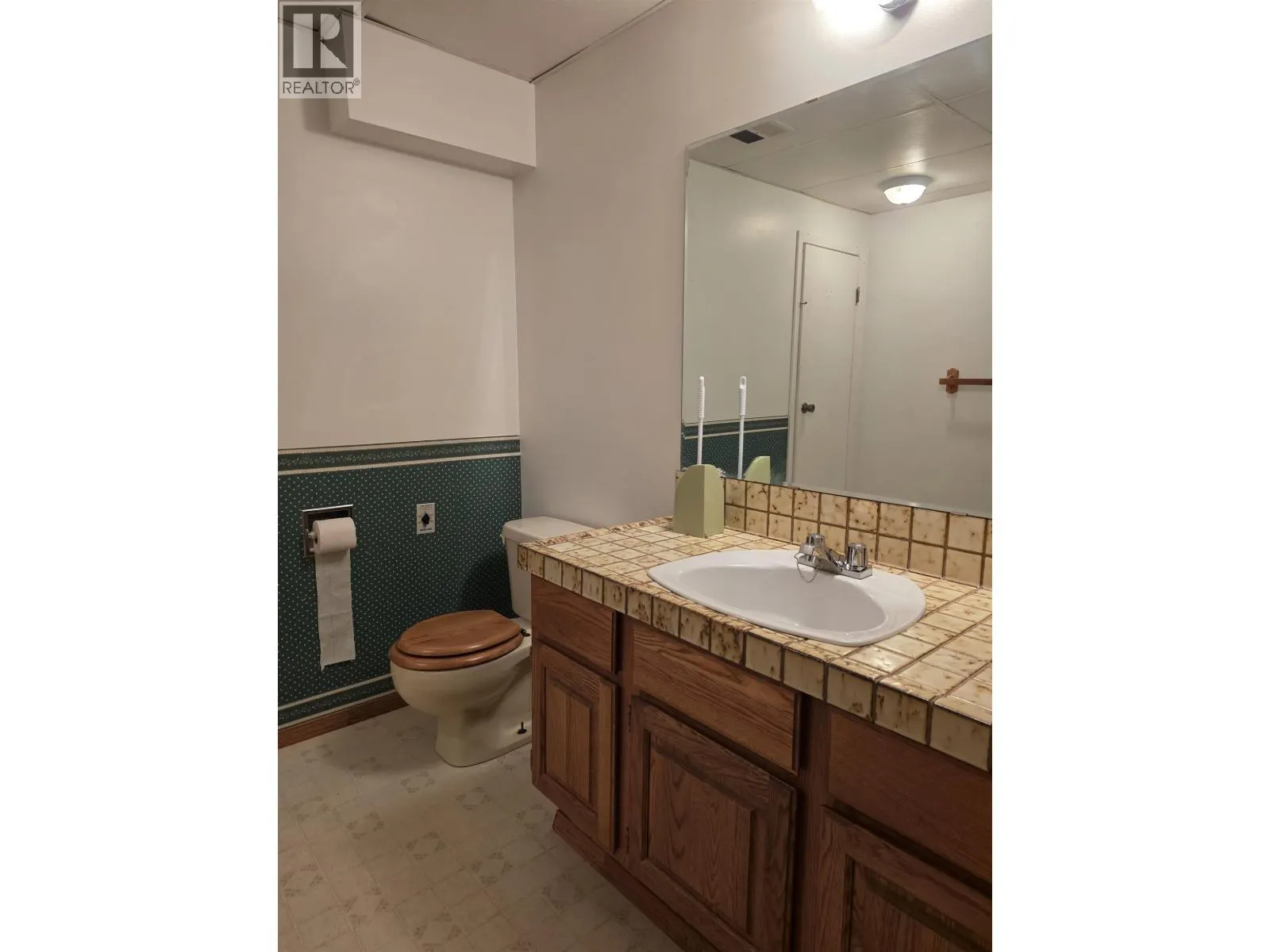 1940 NADINA PLACE