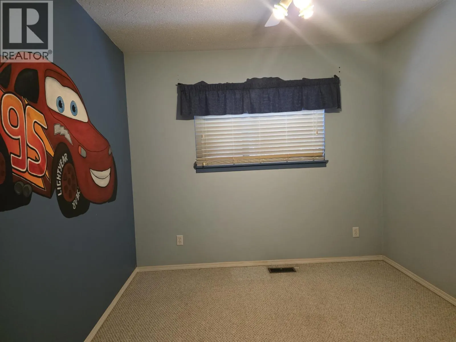 1940 NADINA PLACE