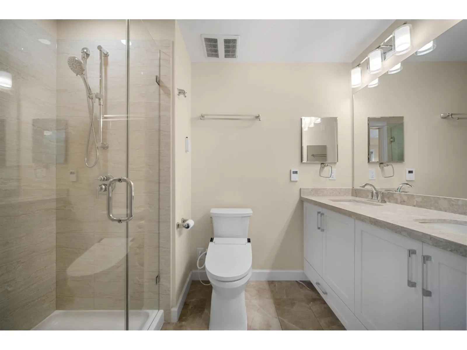 310 20367 85 AVENUE