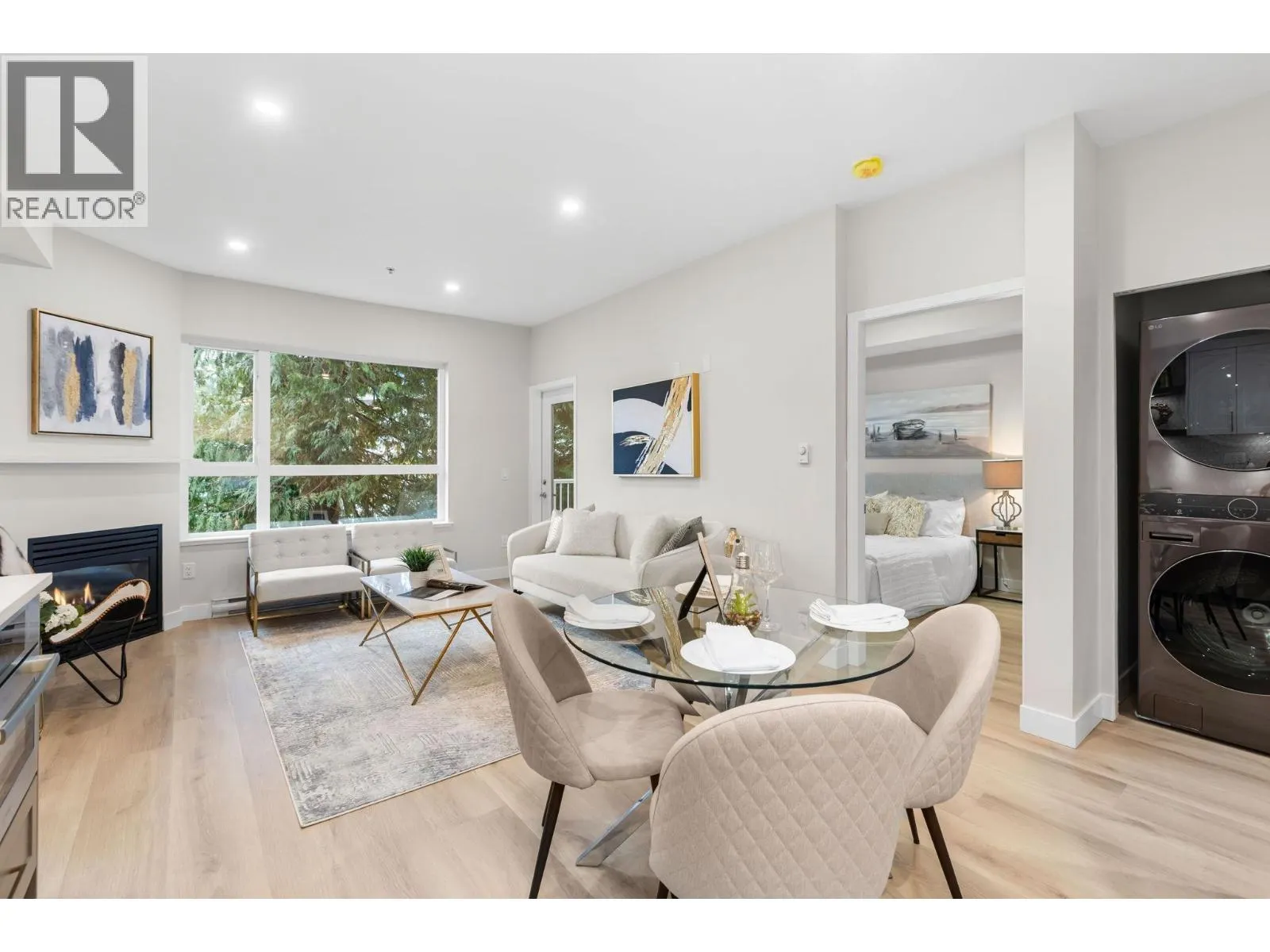 206 3151 CONNAUGHT CRESCENT