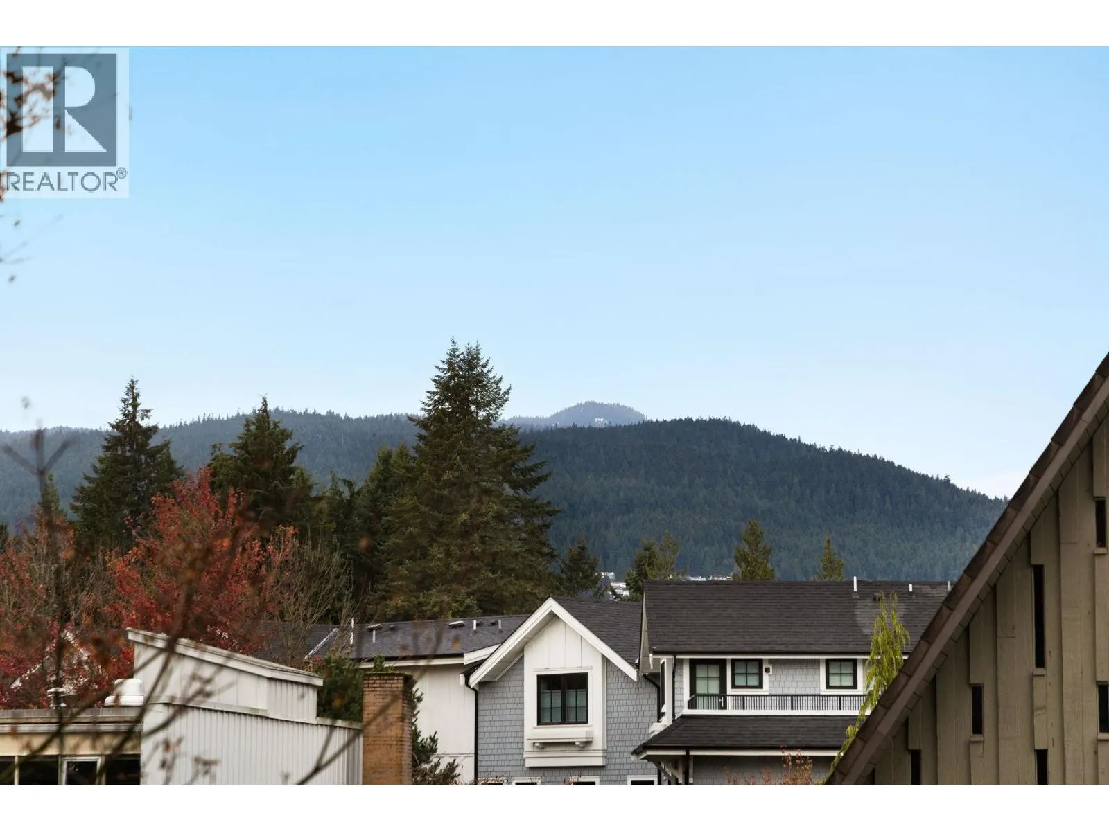 206 3151 CONNAUGHT CRESCENT