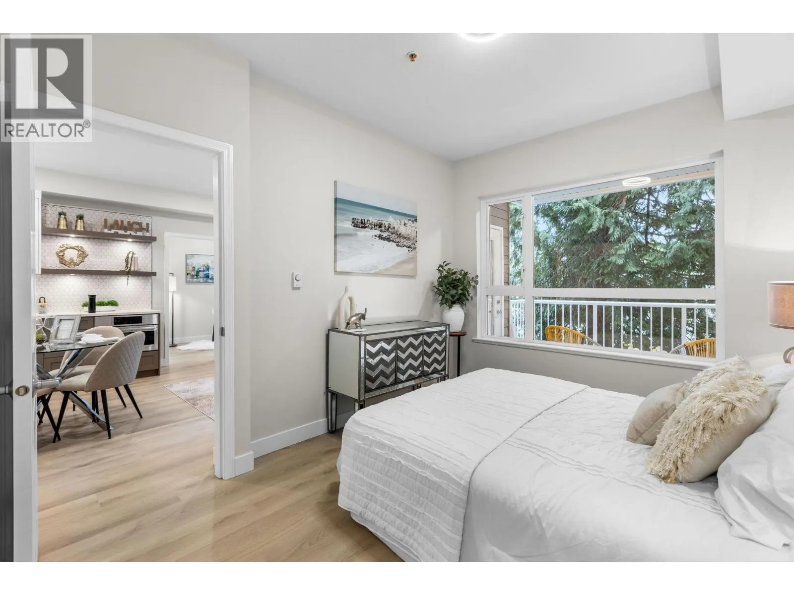 206 3151 CONNAUGHT CRESCENT