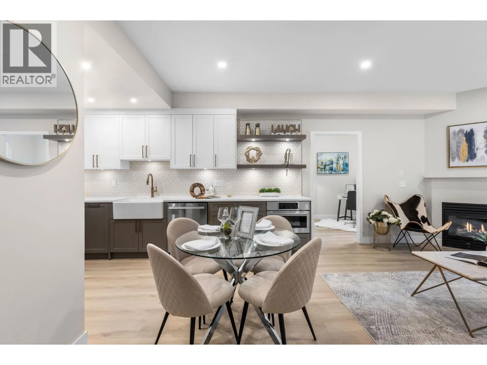 206 3151 CONNAUGHT CRESCENT