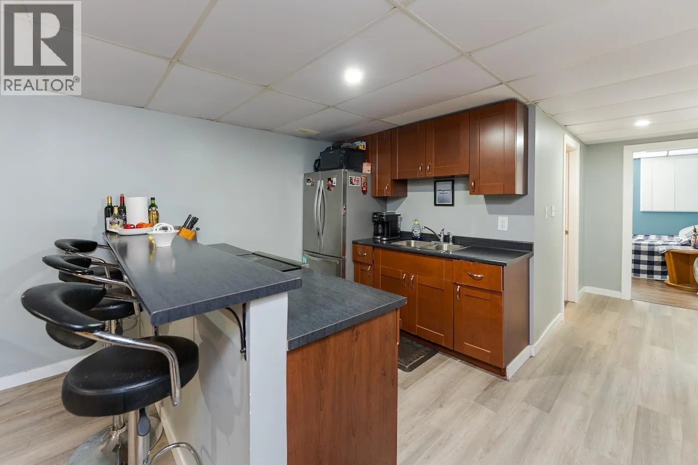 1716 SHADY VALLEY ROAD