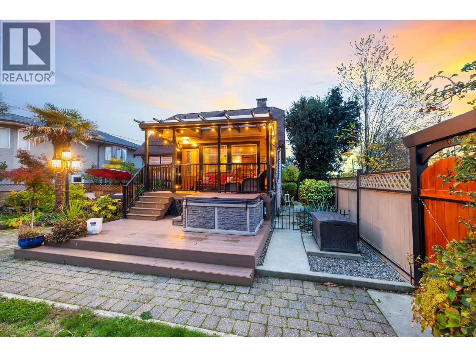 402 E 13TH STREET