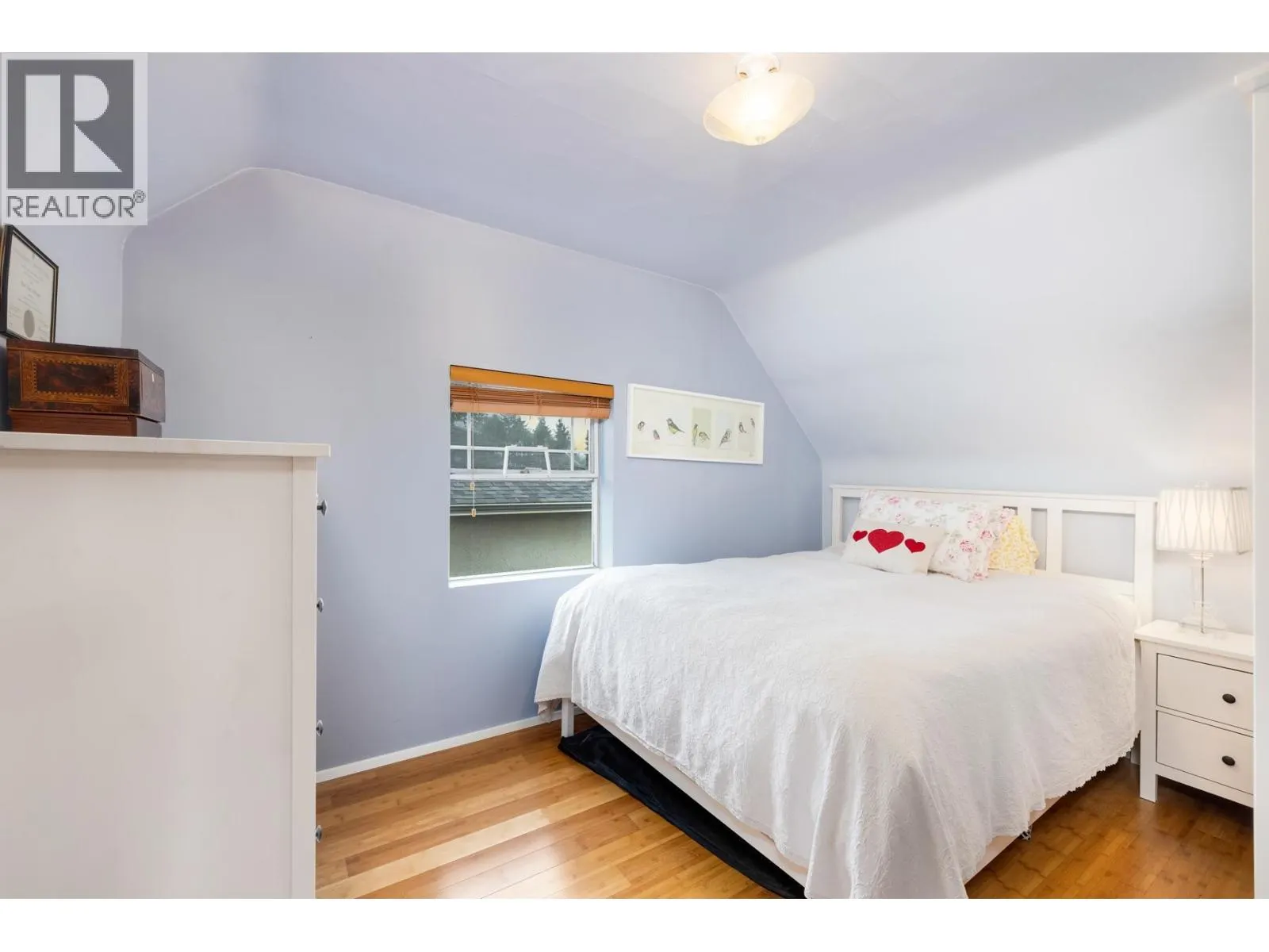 402 E 13TH STREET