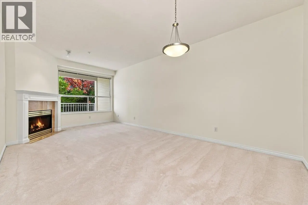 405 5270 OAKMOUNT CRESCENT