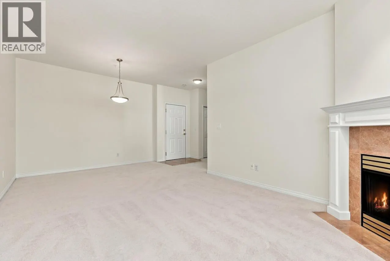 405 5270 OAKMOUNT CRESCENT