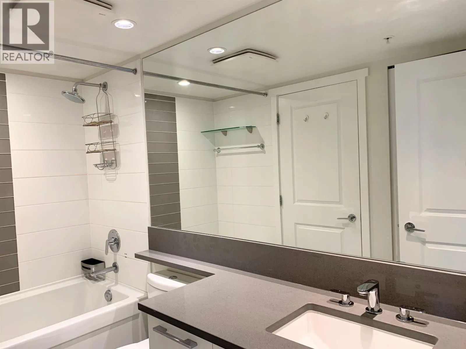 Apartment-6658 S DOW AVENUE