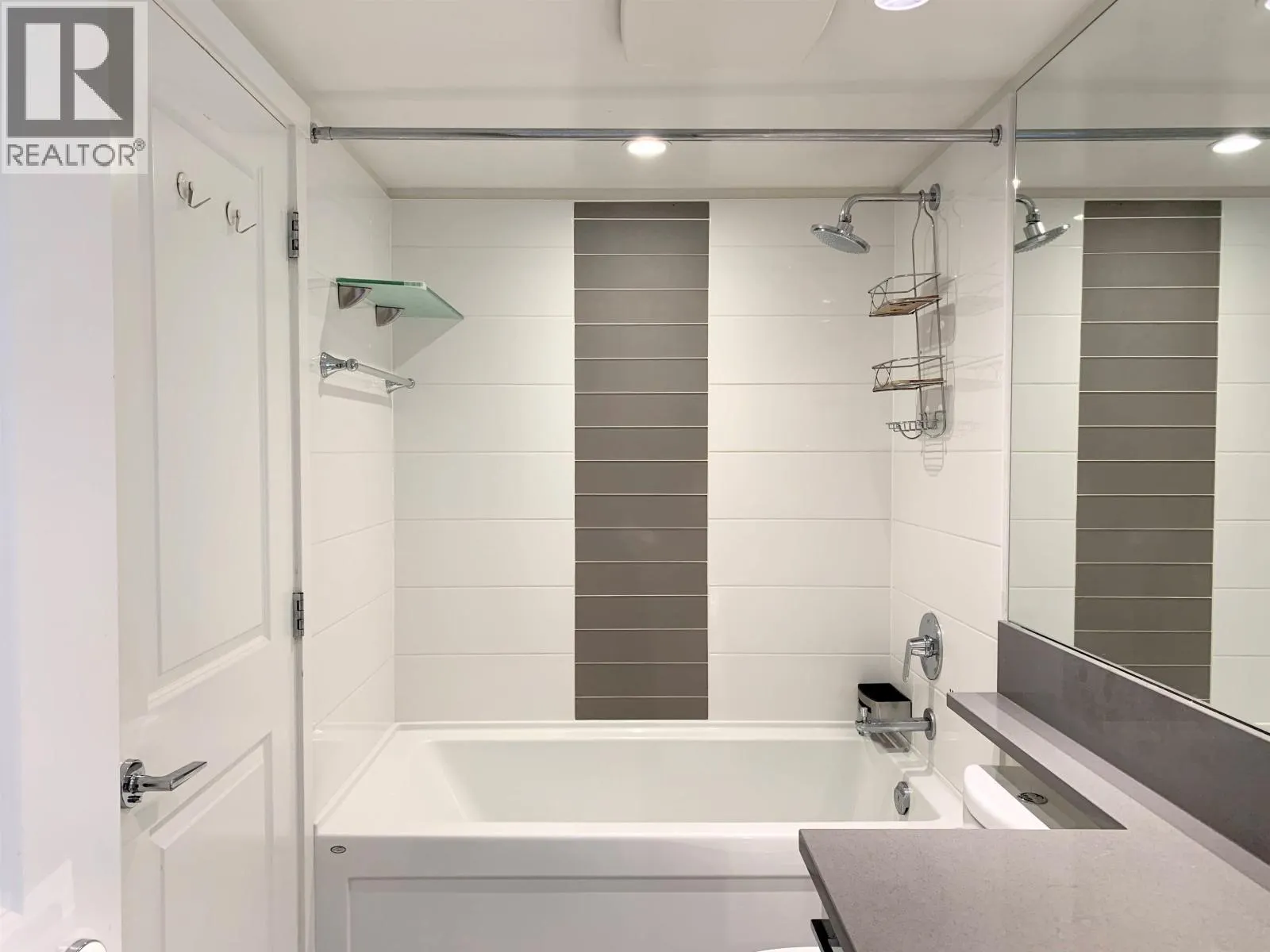 Apartment-6658 S DOW AVENUE