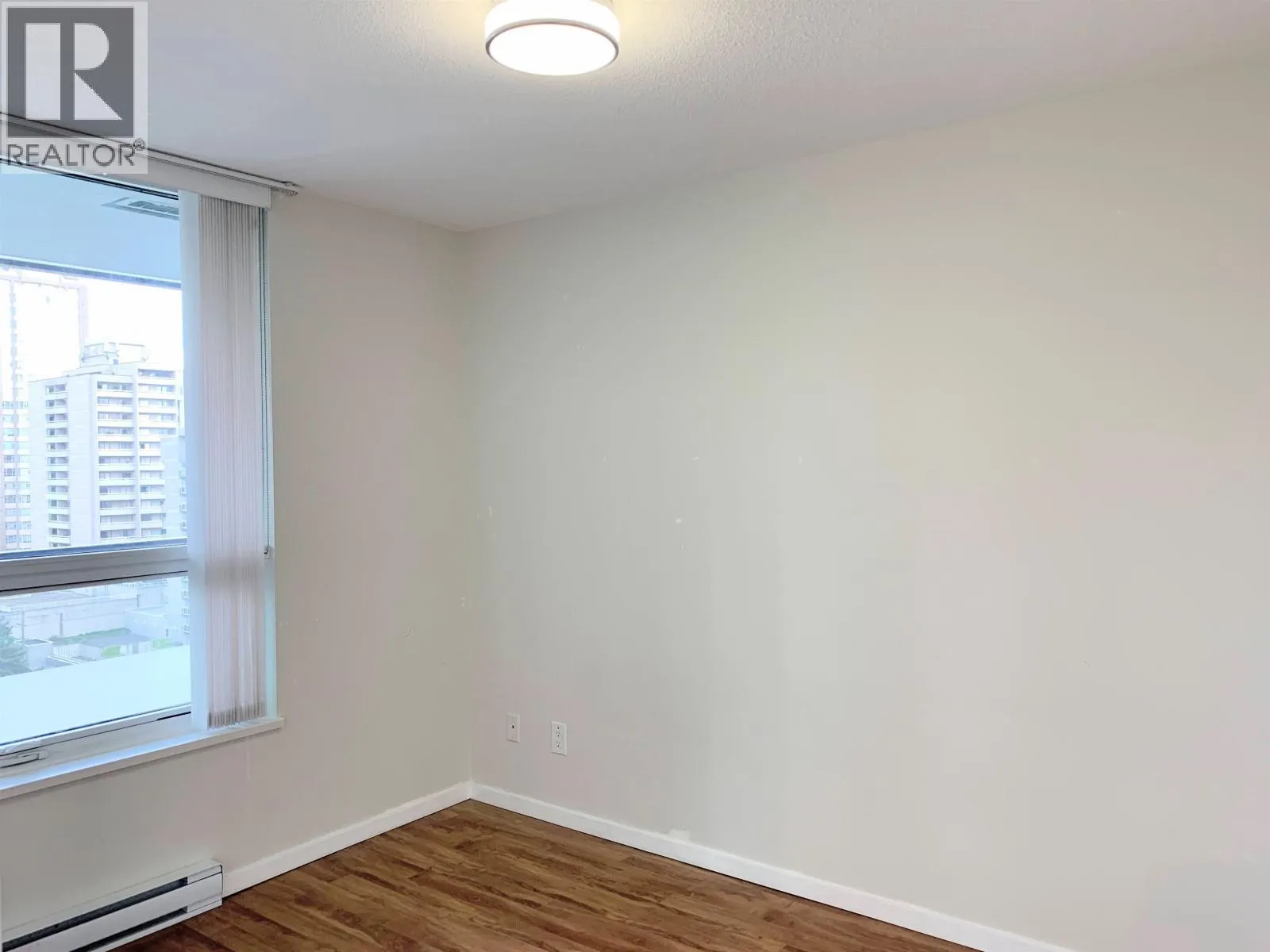 Apartment-6658 S DOW AVENUE