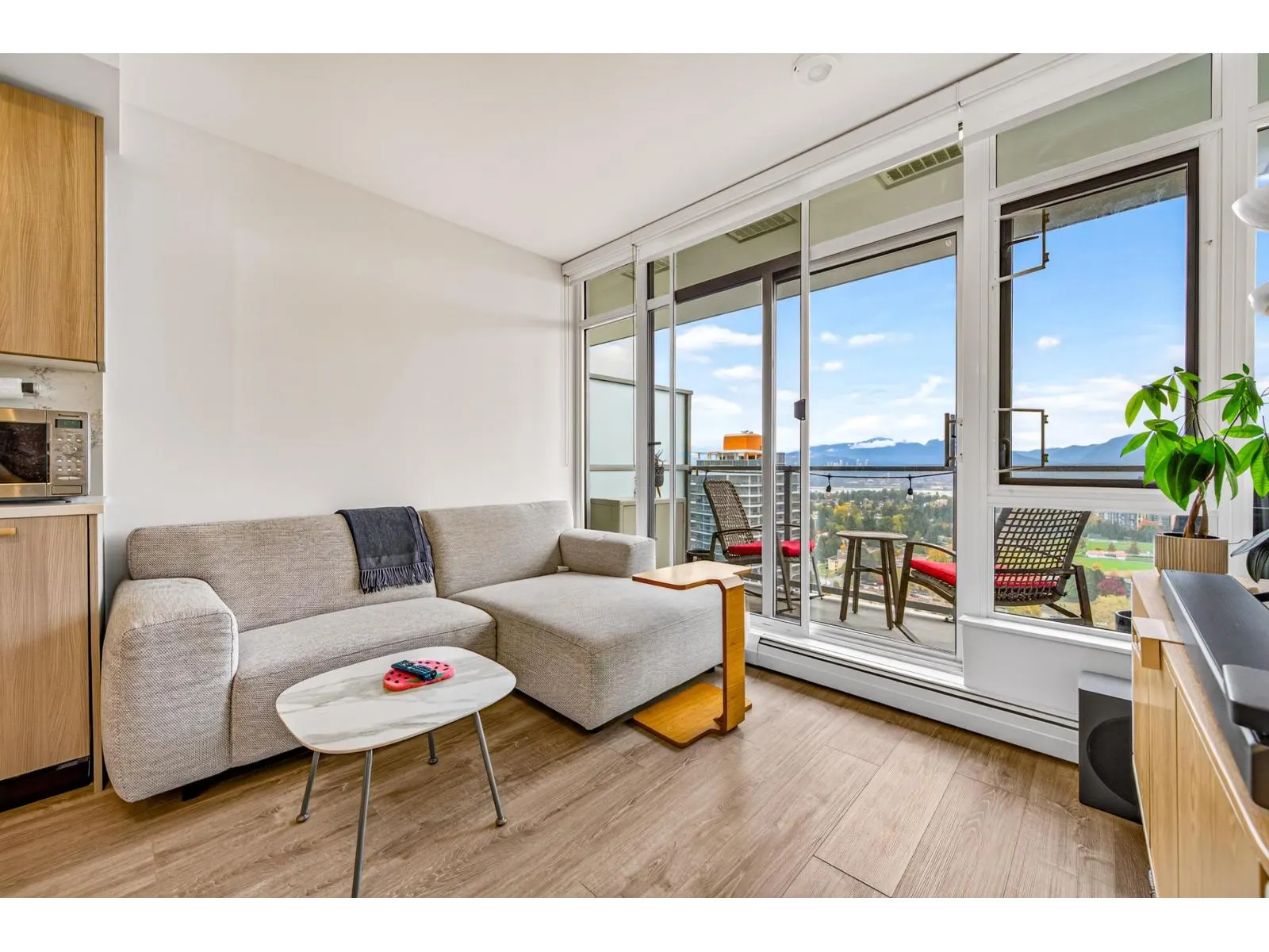 2604 13350 CENTRAL AVENUE
