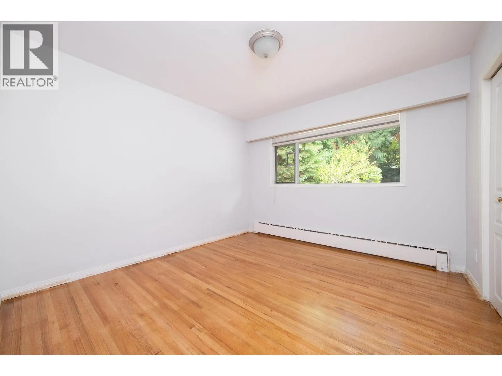 775 SOUTHBOROUGH DRIVE