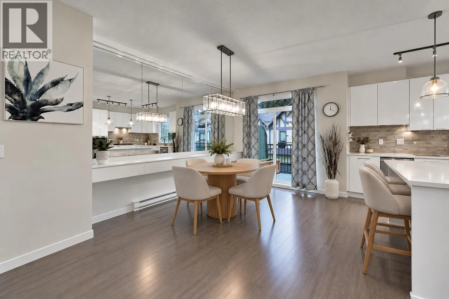 149 3500 BURKE VILLAGE PROMENADE