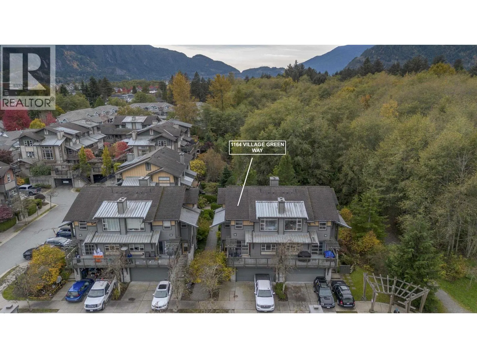 1164 VILLAGE GREEN WAY