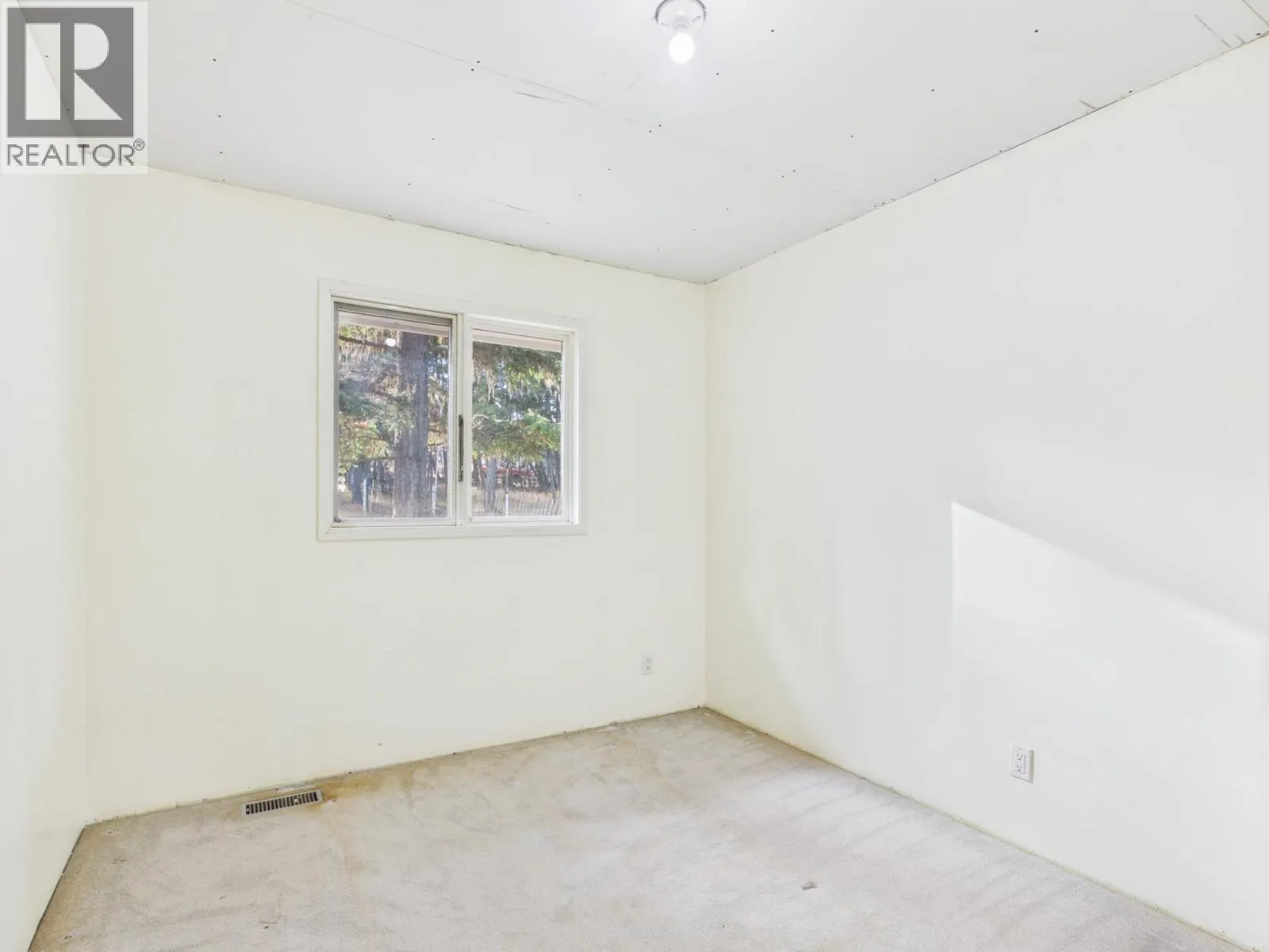 1389 FLETT ROAD