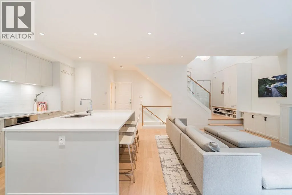 41 2200 PANORAMA DRIVE