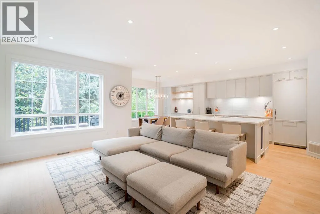 41 2200 PANORAMA DRIVE