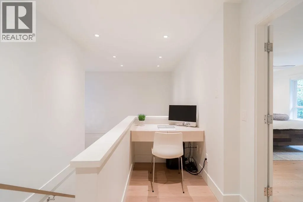 41 2200 PANORAMA DRIVE