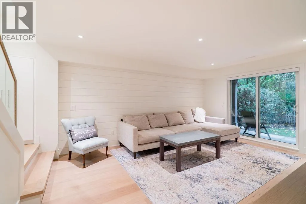 41 2200 PANORAMA DRIVE