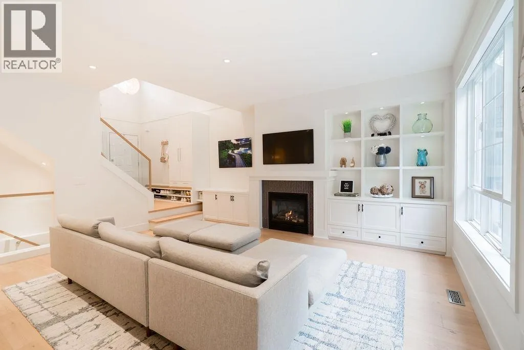 41 2200 PANORAMA DRIVE
