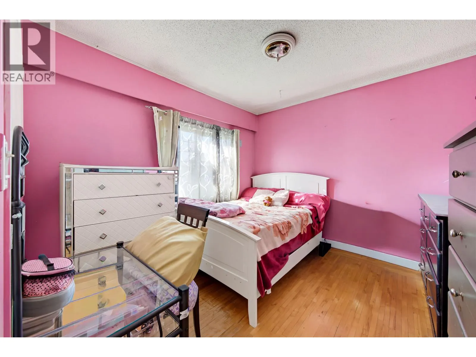 7524 4TH STREET