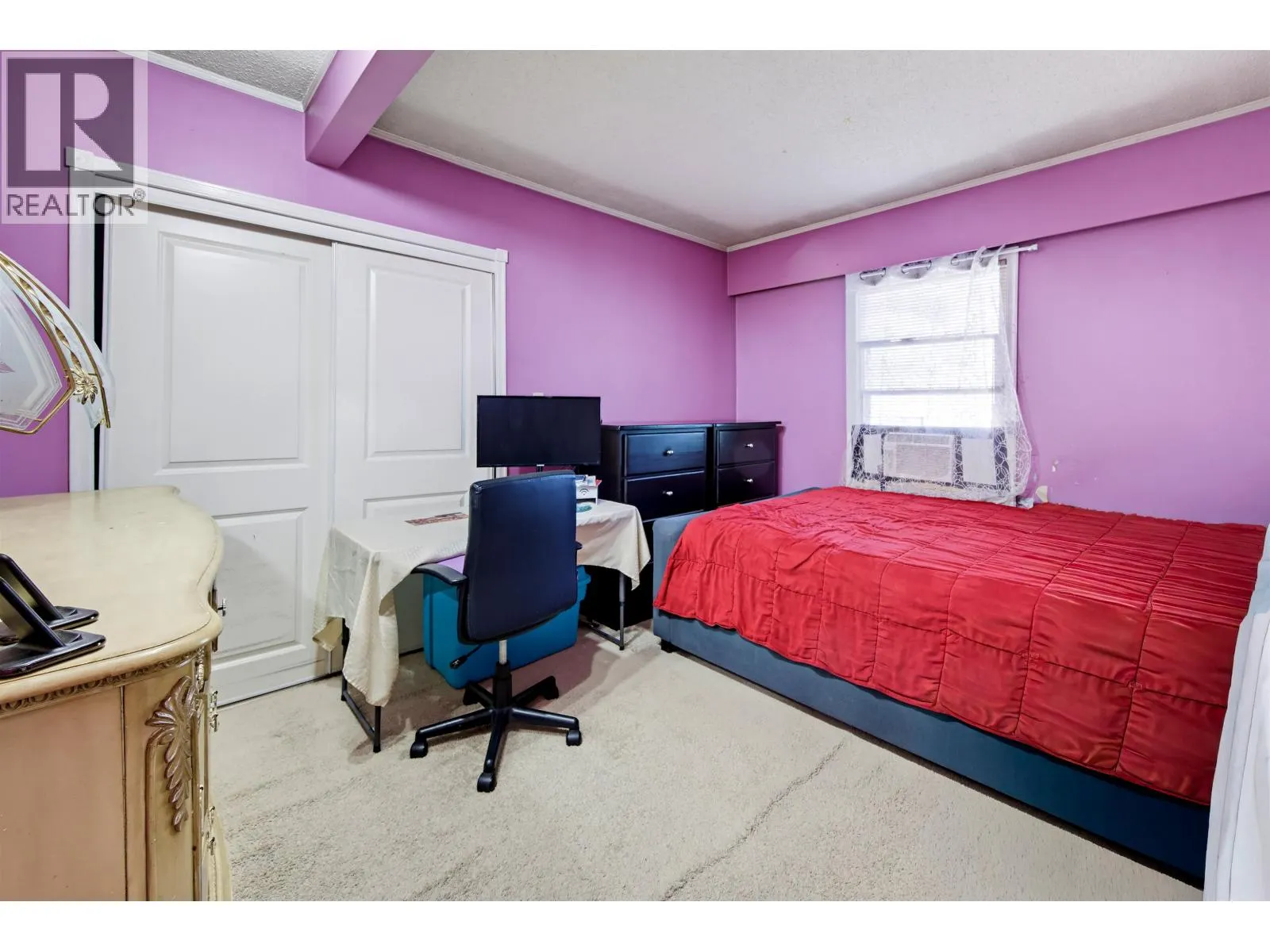 7524 4TH STREET