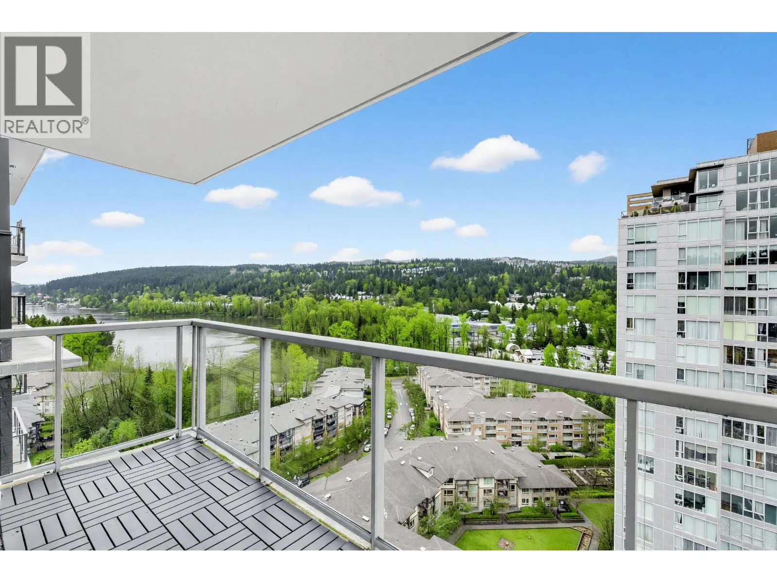 2508 651 NOOTKA WAY