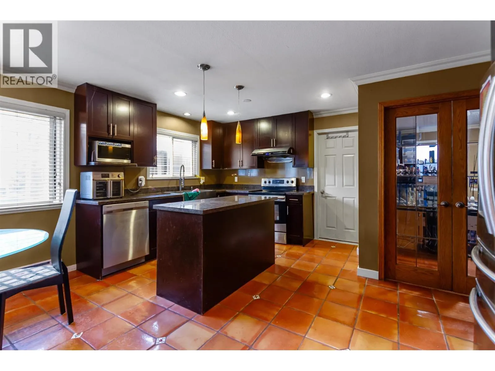 6331 DAKOTA DRIVE