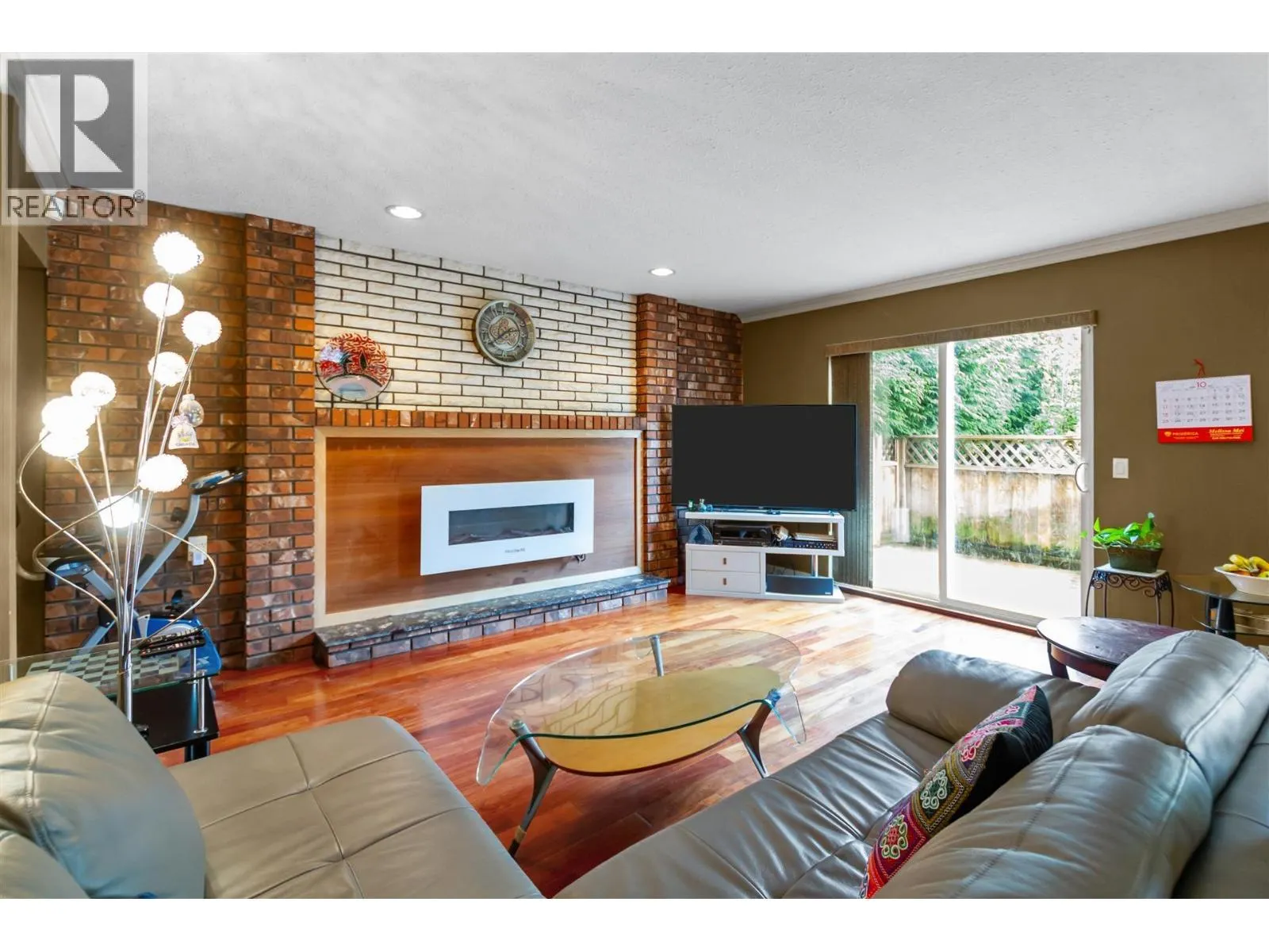 6331 DAKOTA DRIVE
