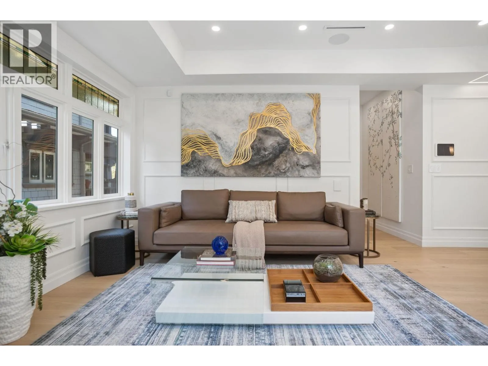 2012 W 15TH AVENUE