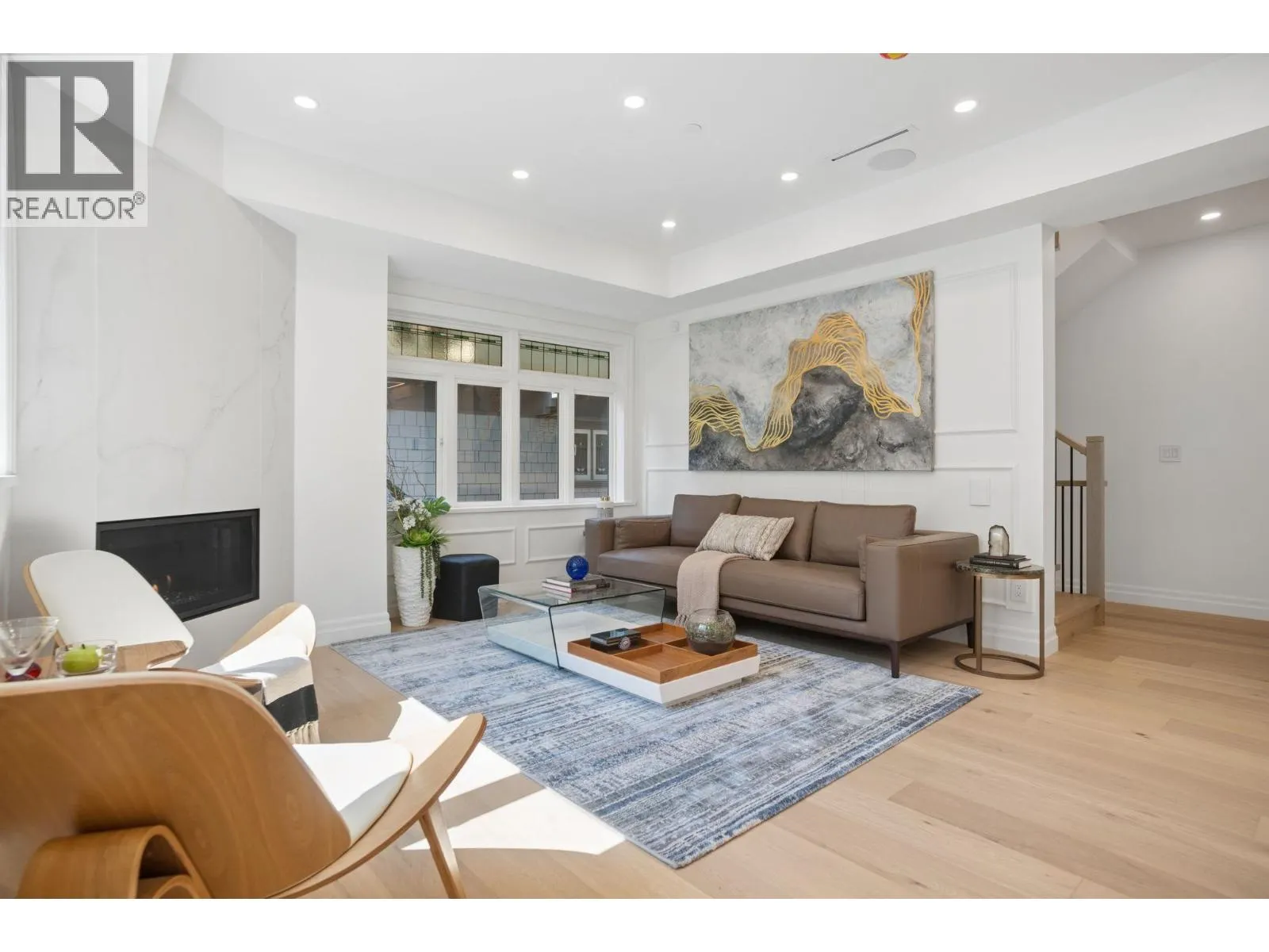 2012 W 15TH AVENUE