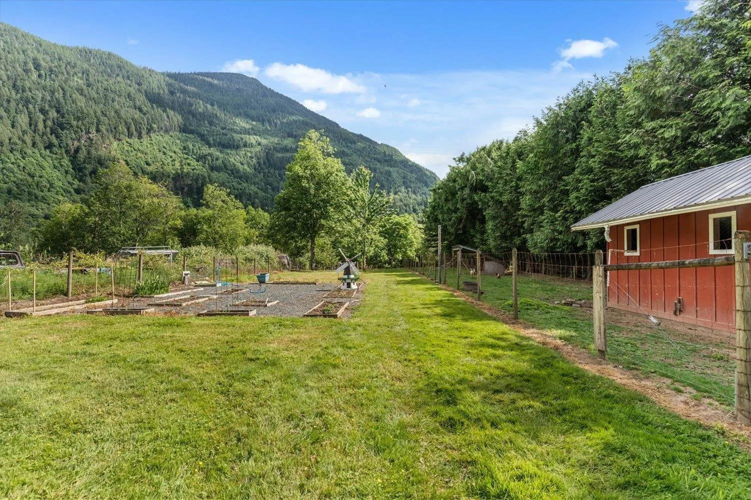 58458 MCKAY ROAD|Laidlaw