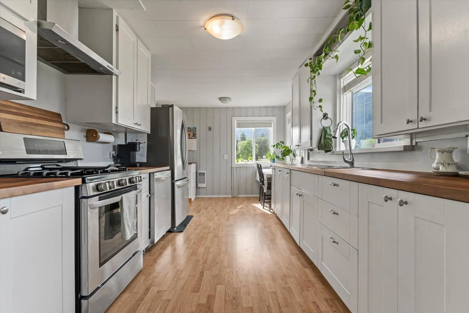 58458 MCKAY ROAD|Laidlaw