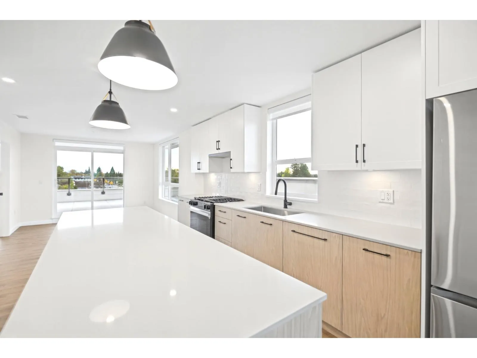 609 27218 ALDERGROVE TOWN CENTRE DRIVE