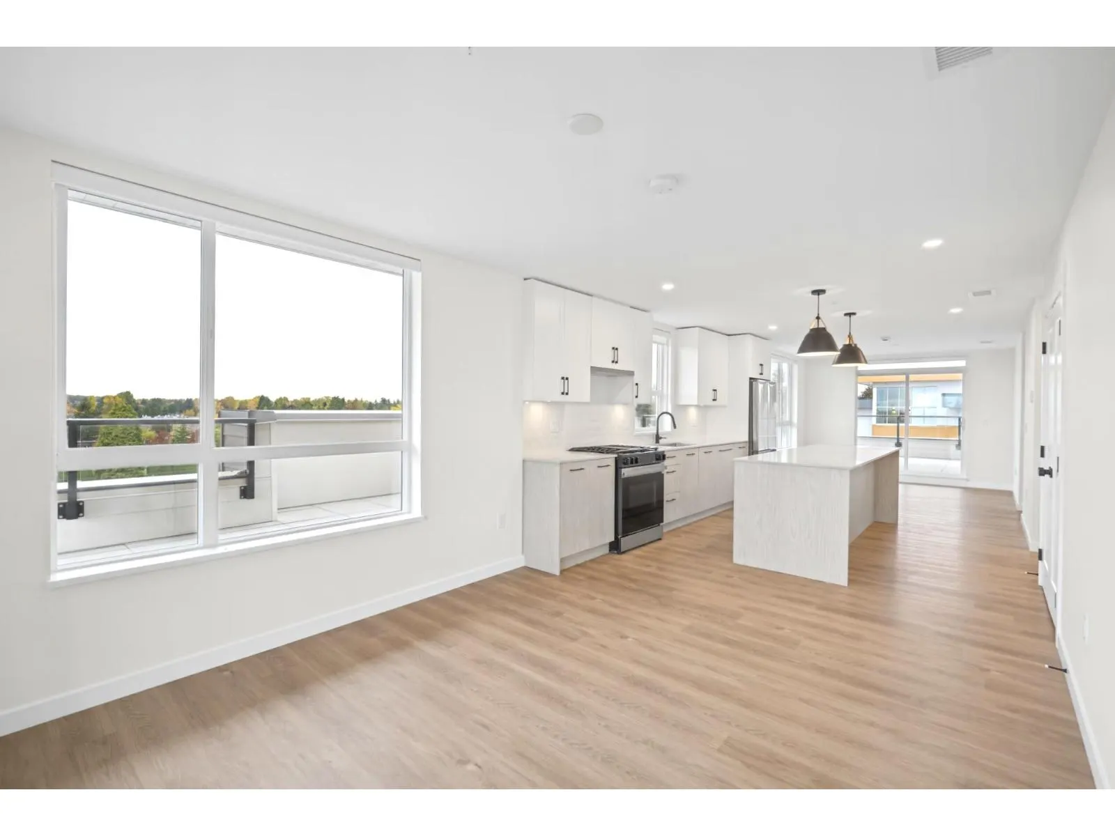 609 27218 ALDERGROVE TOWN CENTRE DRIVE