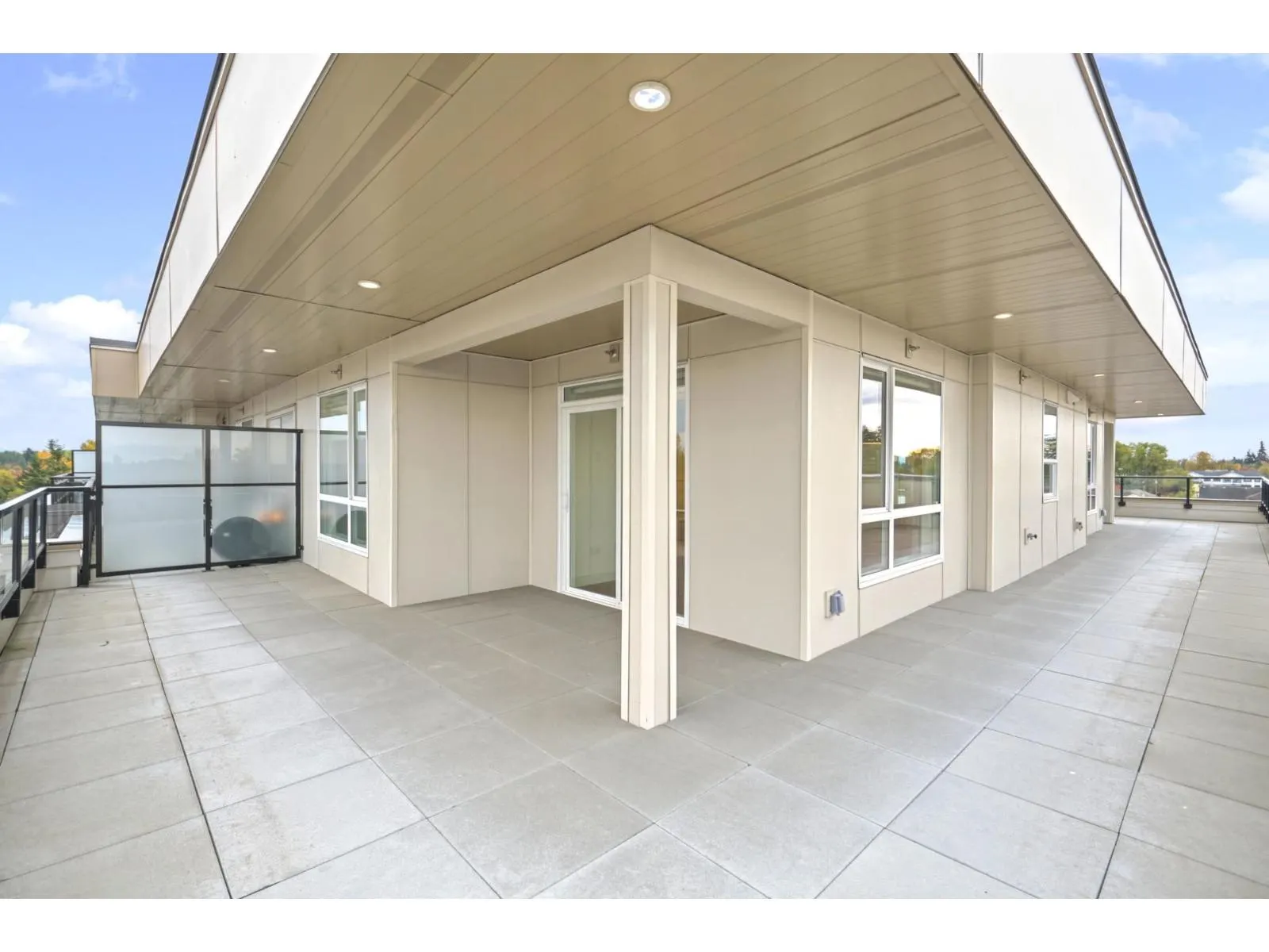 609 27218 ALDERGROVE TOWN CENTRE DRIVE
