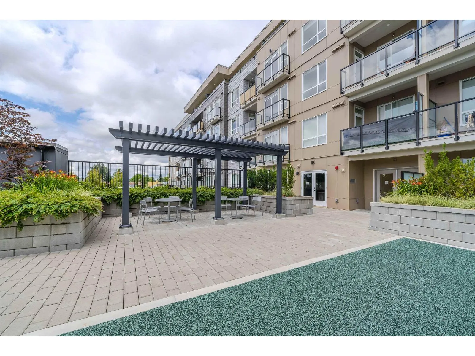 609 27218 ALDERGROVE TOWN CENTRE DRIVE