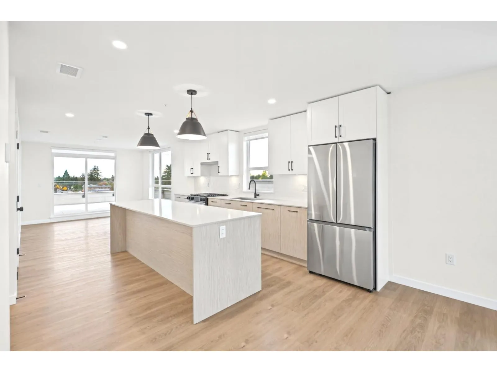 609 27218 ALDERGROVE TOWN CENTRE DRIVE