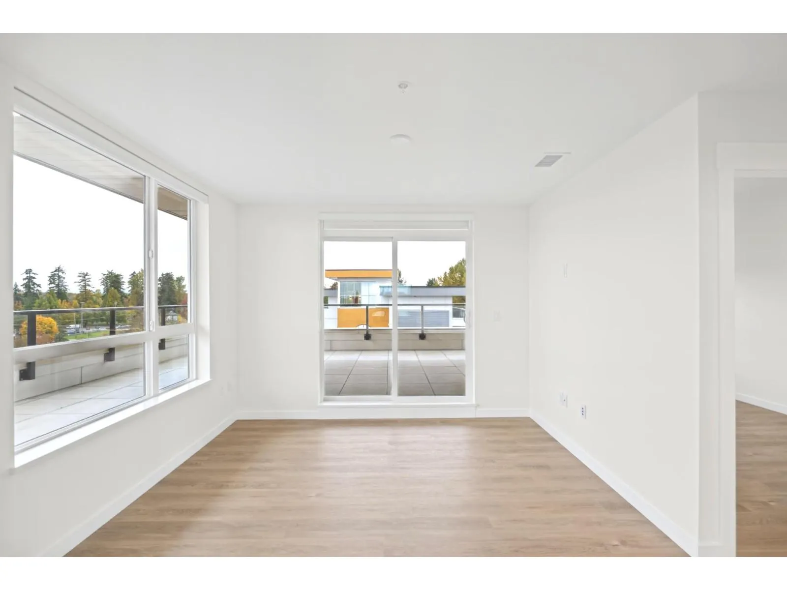609 27218 ALDERGROVE TOWN CENTRE DRIVE