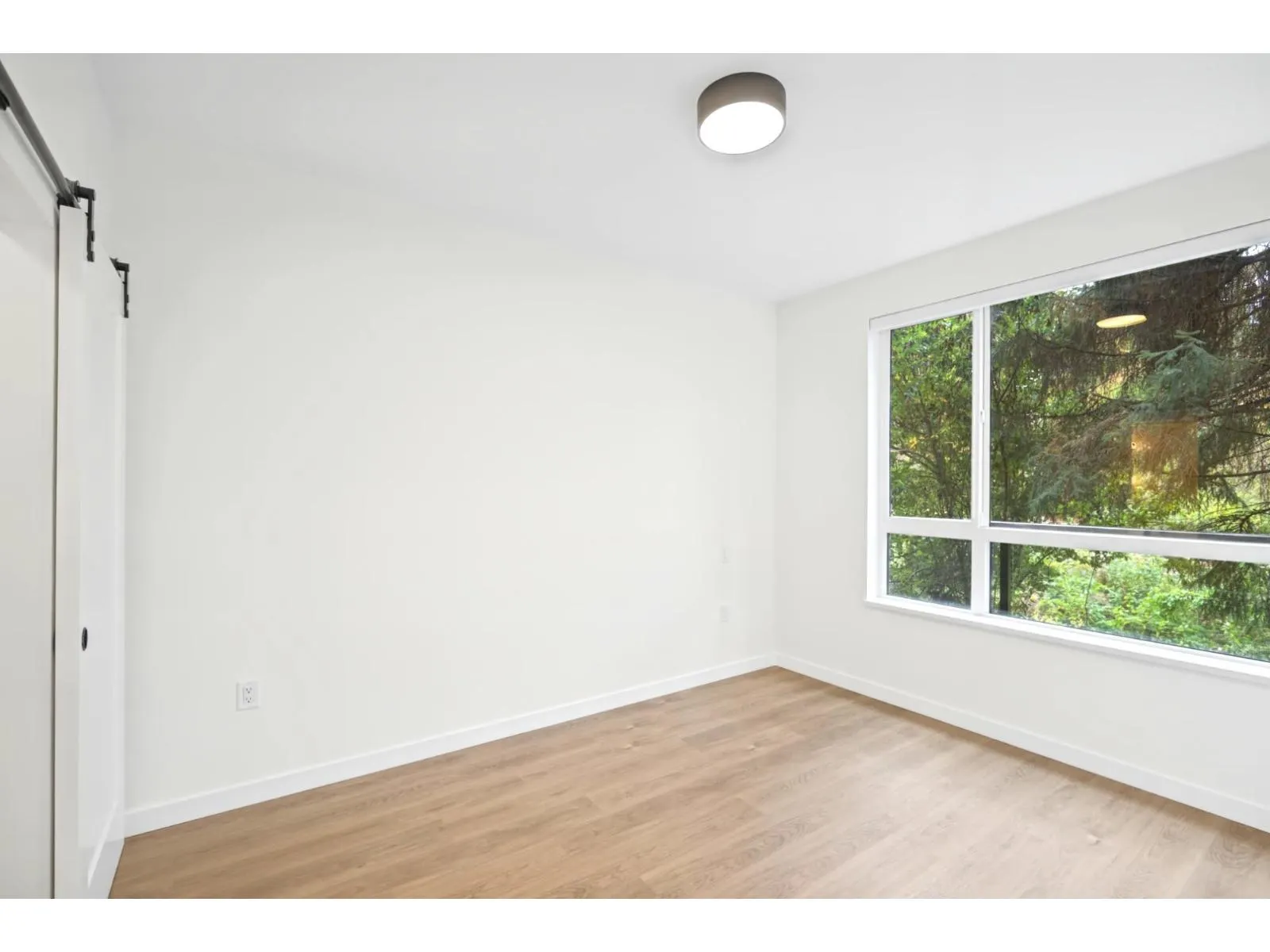 107 27249 ALDERGROVE TOWN CENTRE DRIVE
